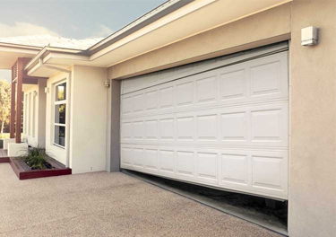 24 hour garage door repair in Tarzana